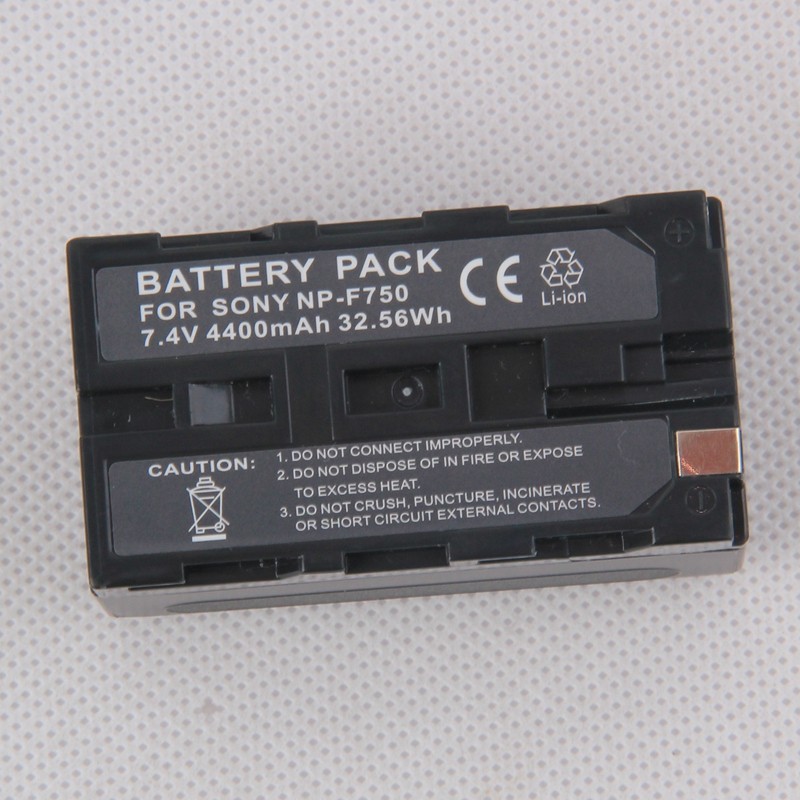 FOSOTO NP-F750 4400mAh 7.4 V Battery For Sony Camcorder